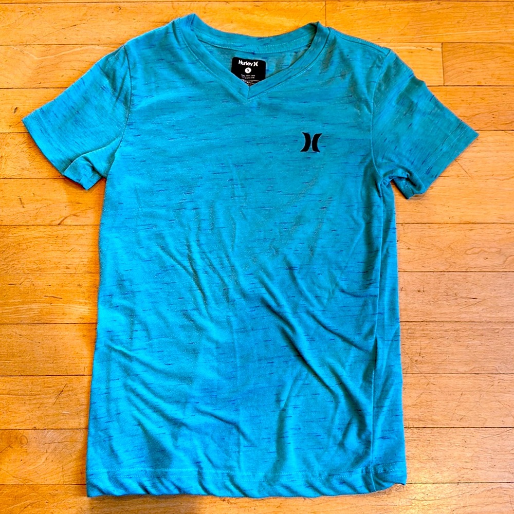 Hurley Boys T-shirt. Size small. Like new.